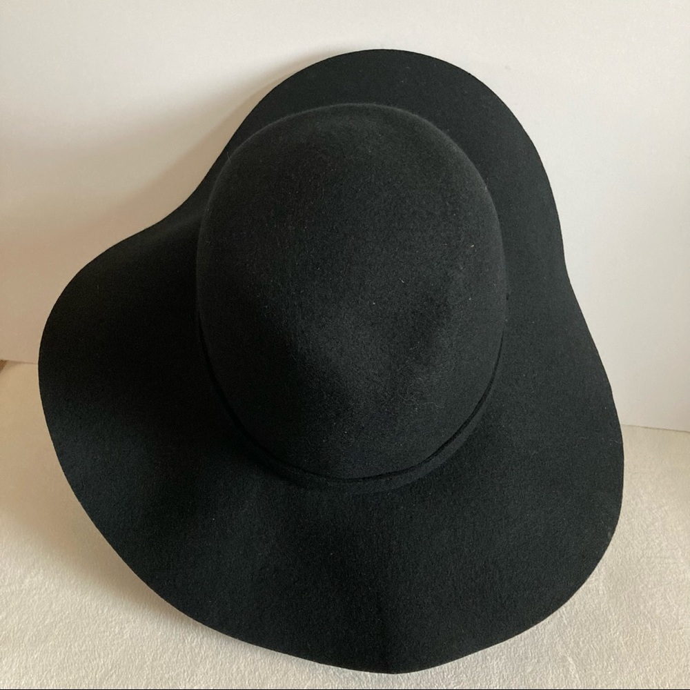 Wool hat - Picture 9 of 12